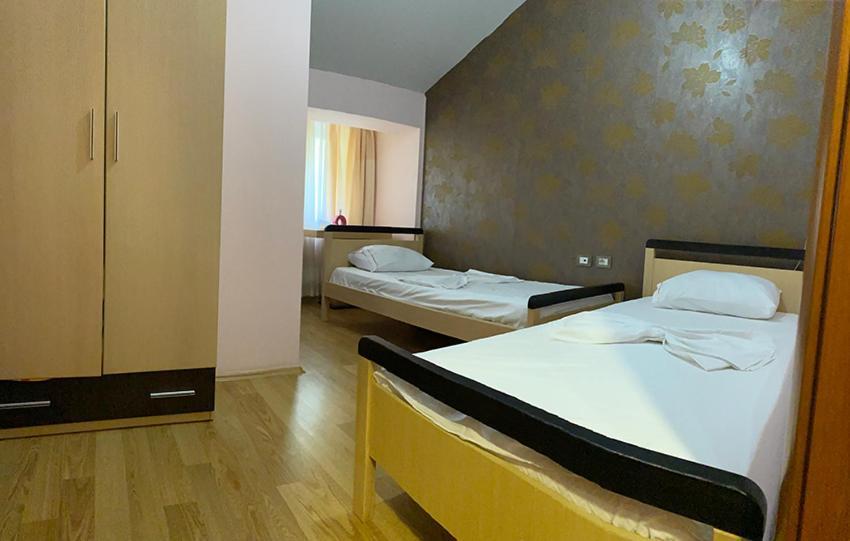 Kukesi Resort Azem Lin Екстер'єр фото