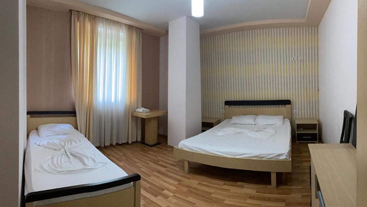 Kukesi Resort Azem Lin Екстер'єр фото