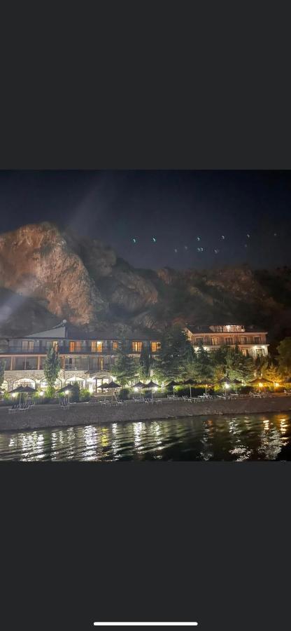 Kukesi Resort Azem Lin Екстер'єр фото